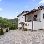 Villa мартинели *